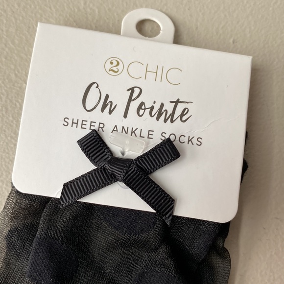 NWT Polka dot black sheer ankle socks - the cutest! - Picture 3 of 4